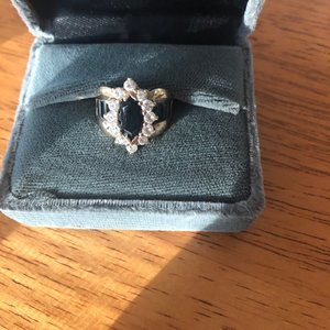 Black Onyx and Gold Cocktail Ring Size 7